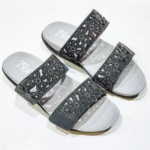 JBU Wildflower Slide Sandals Women's Size 7 M Charcoal Floral Cutout Memory Foam